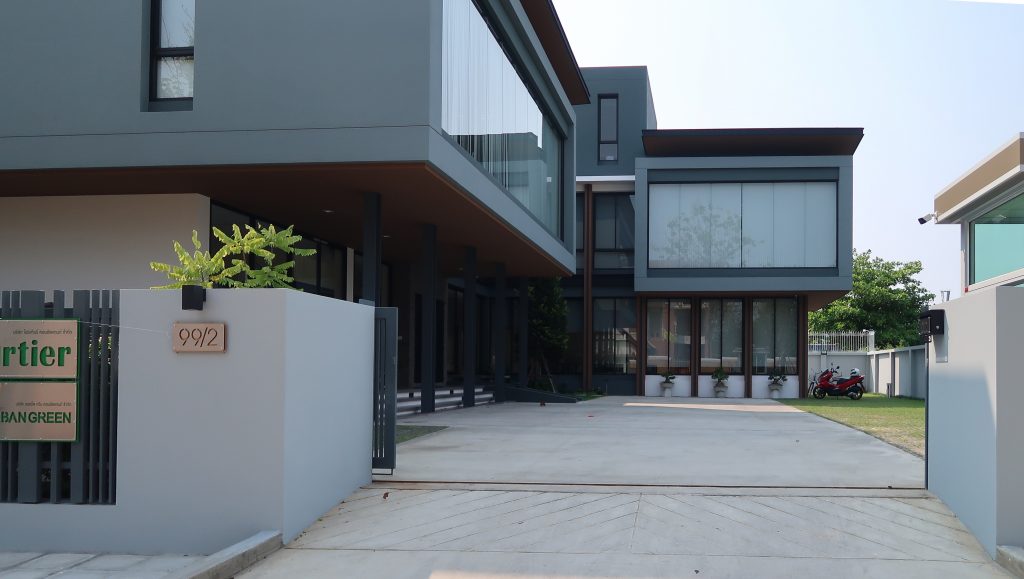 อาคารสำนักงาน 3 ชั้น คุณเต้ย