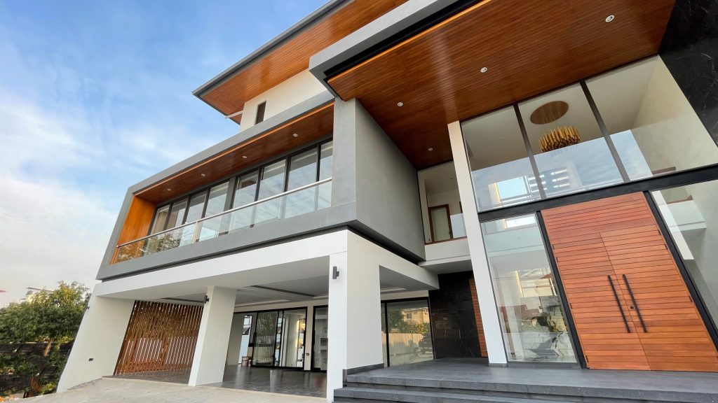 อาคารพักอาศัย 3 ชั้น พหลโยธิน คุณโอ๊ต แพร