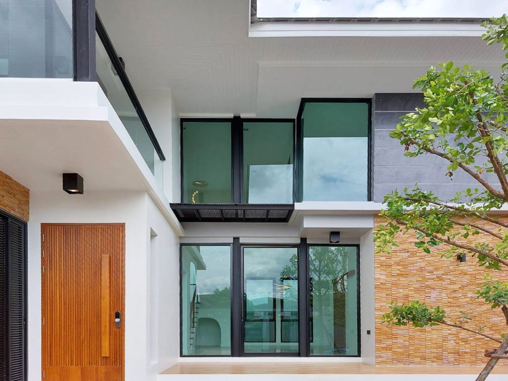 บ้านพักอาศัย คุณแหม่ม คุณกิ๊ฟ คุณท้อบ