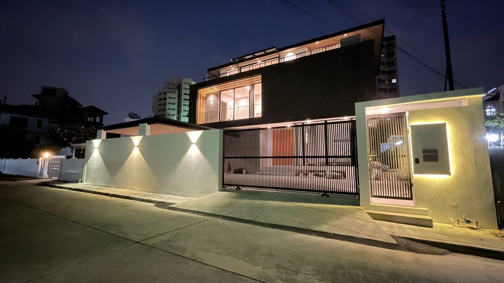 E.63 K.HOW RESIDENCE AT PATTANAKARN ROAD