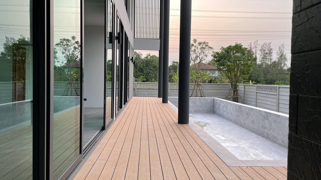 RESIDENCE AT WINSOR PARK AND GOLF