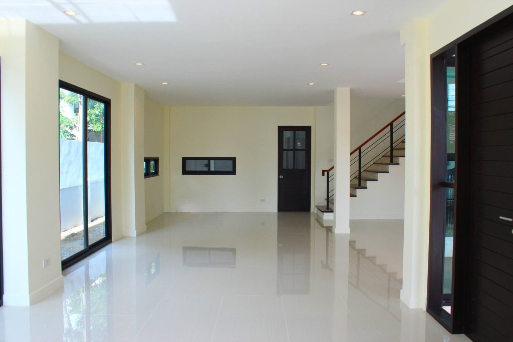 อาคารบ้านพักอาศัย 2 ชั้น สุขุมวิท 101