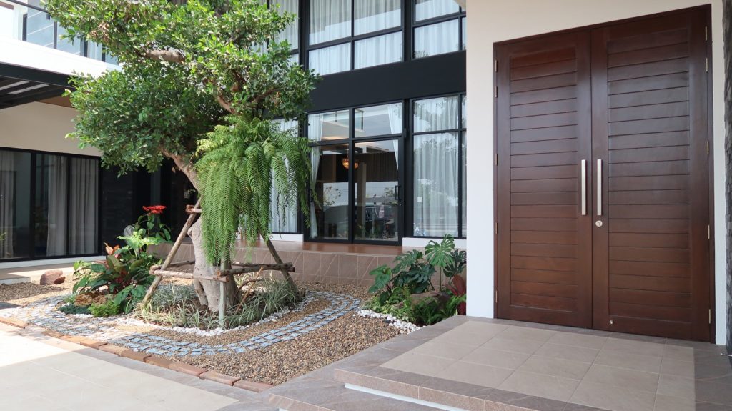 บ้านพักอาศัย คุณนลพรรณ มหามิตร