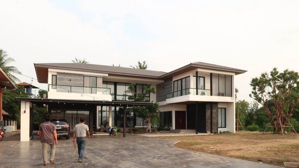 บ้านพักอาศัย คุณนลพรรณ มหามิตร