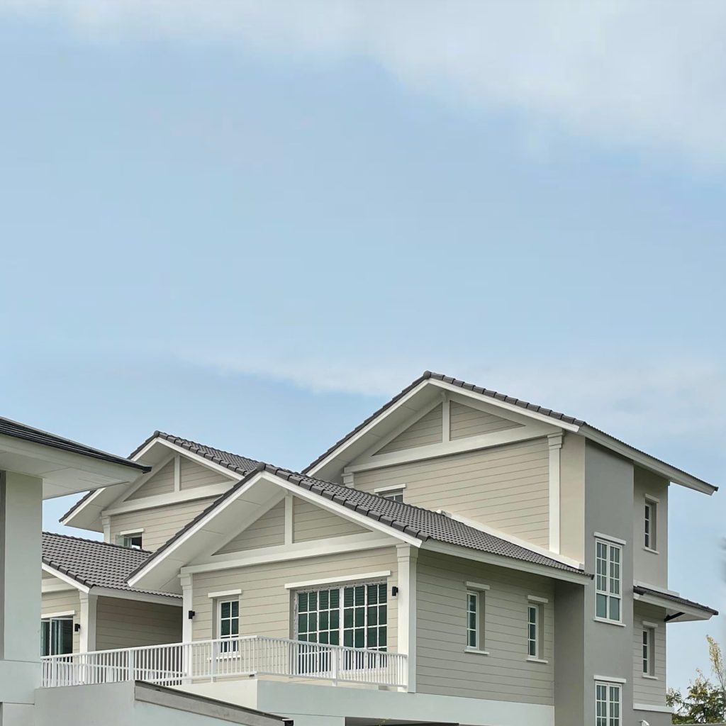 บ้านพักอาศัย 3 หลัง Tropical Style