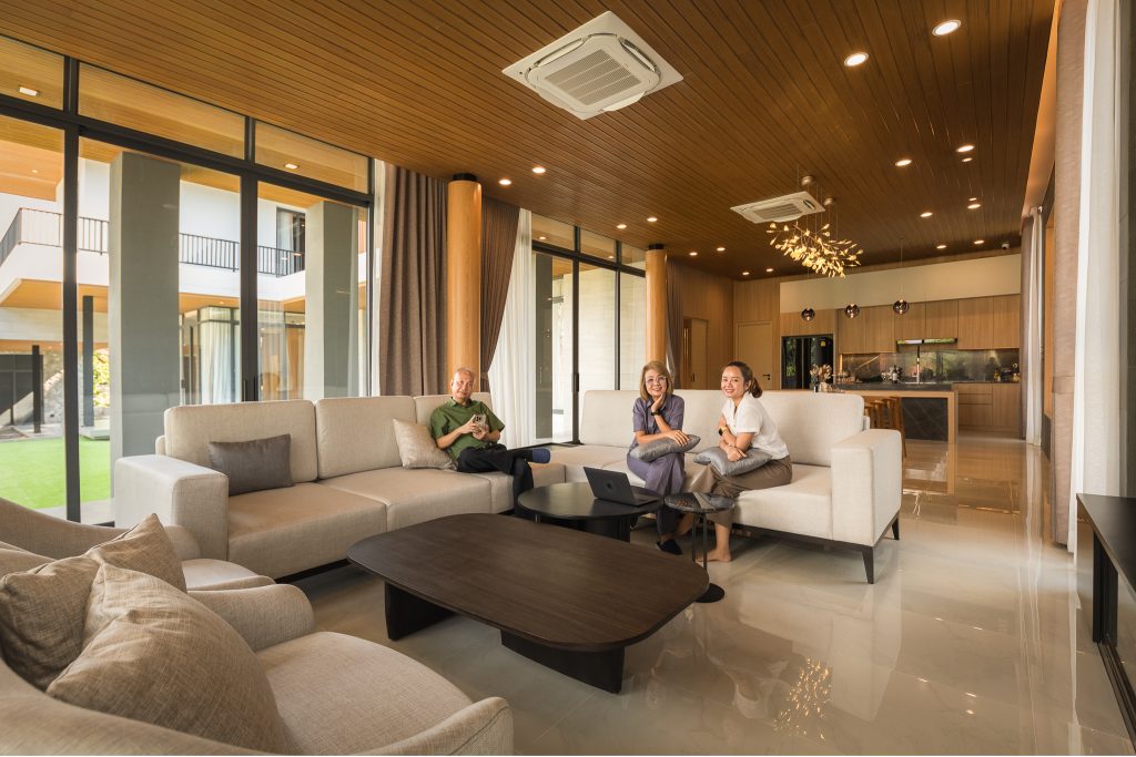 บ้านพักอาศัยเขาใหญ่ (ตกแต่งภายใน)