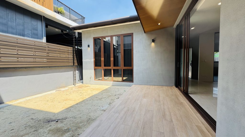 บ้านพักอาศัย โชคชัย 4